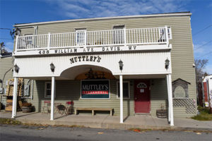 Muttley's Downtown Places to Eat Davis West Virginia